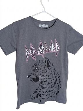 Def Leppard Women’s Graphic Tee Grey Leopard Print T-Shirt Large
